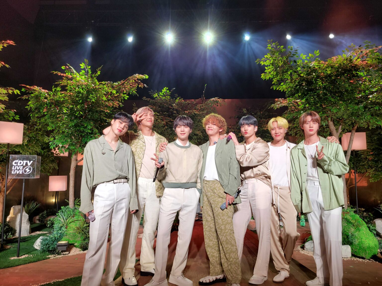 BTS CDTVライブ！ライブ！の過去のパフォーマンス映像が限定公開！！視聴方法・詳細 BTS 防弾少年団