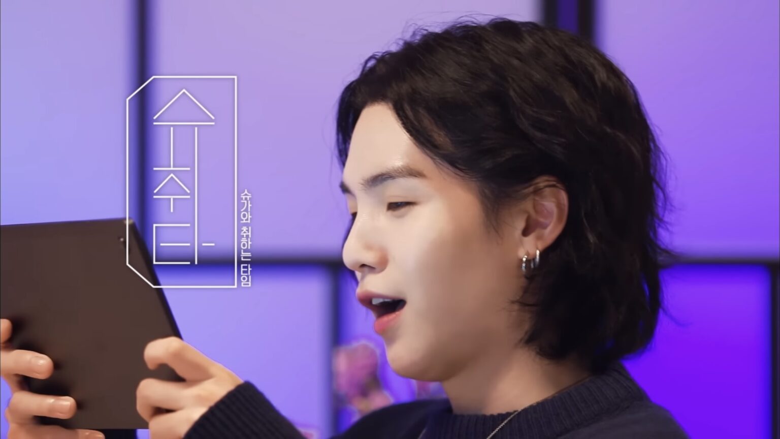 C1F92562-64FD-47D4-BC02-